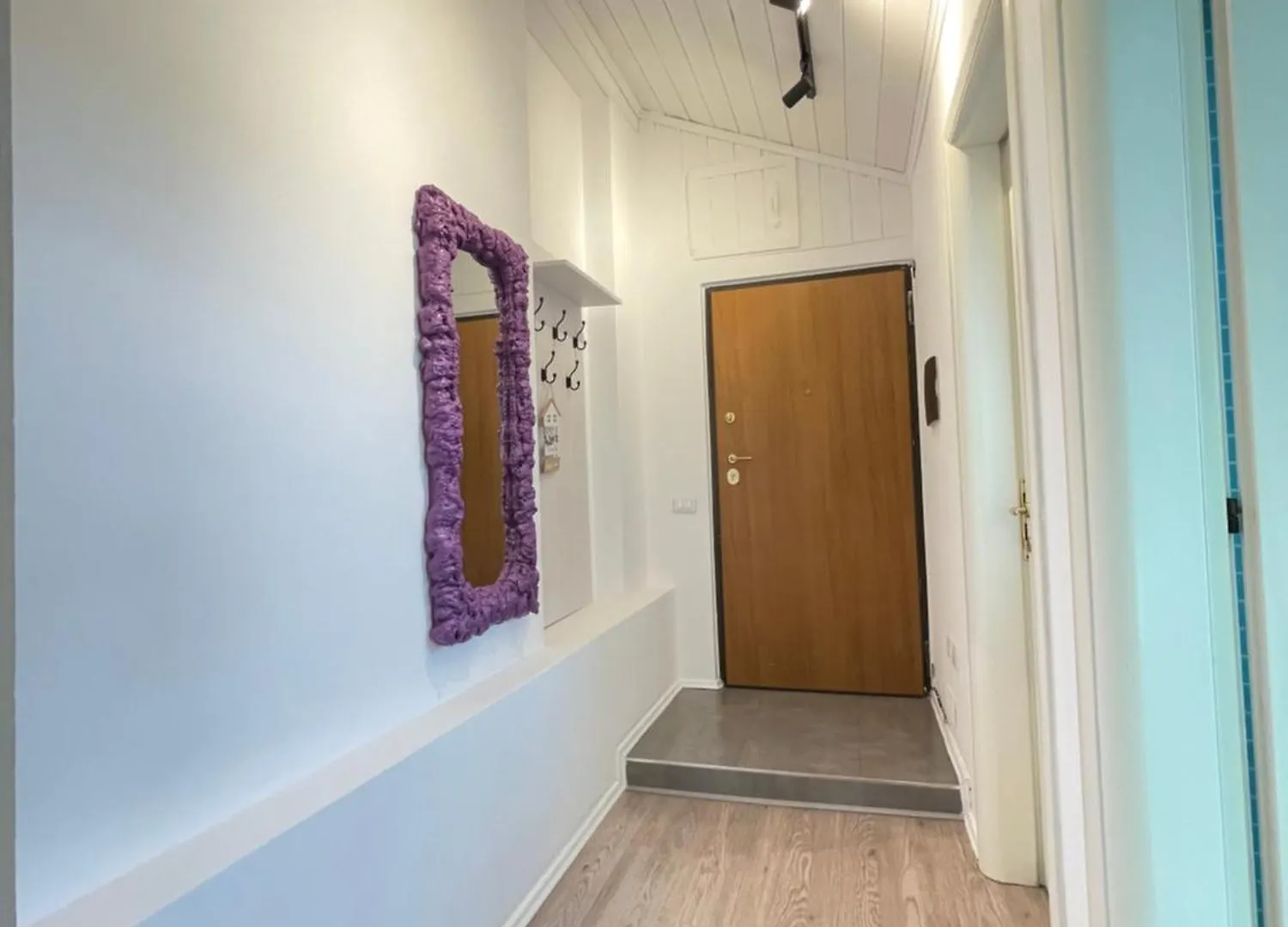 Loris Central Apartment Tirana